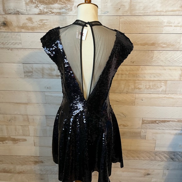 NWT Free people dusk till dawn mini sequin dress size M - Picture 6 of 11